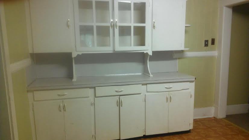 118 E 11th St - Photo 3 of 7