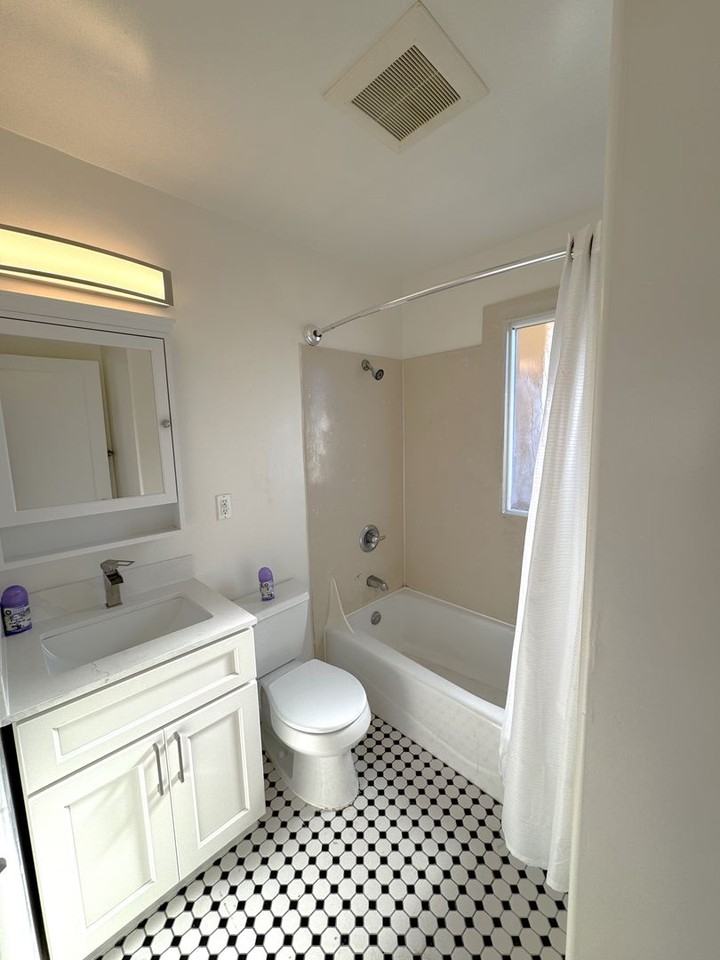 12448 San Pablo Ave #A - Photo 5 of 6
