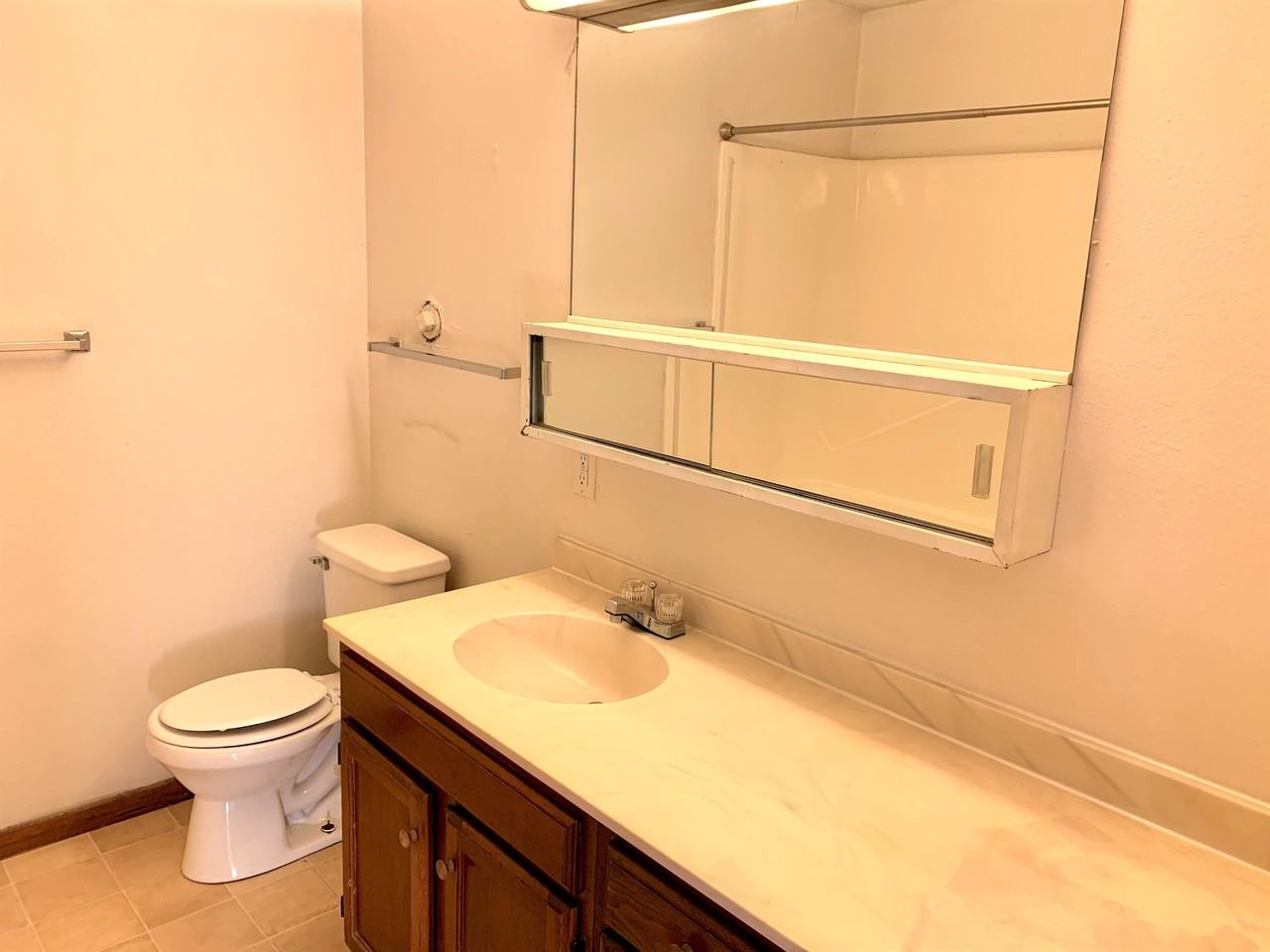 890 Grand Ave - Photo 3 of 9