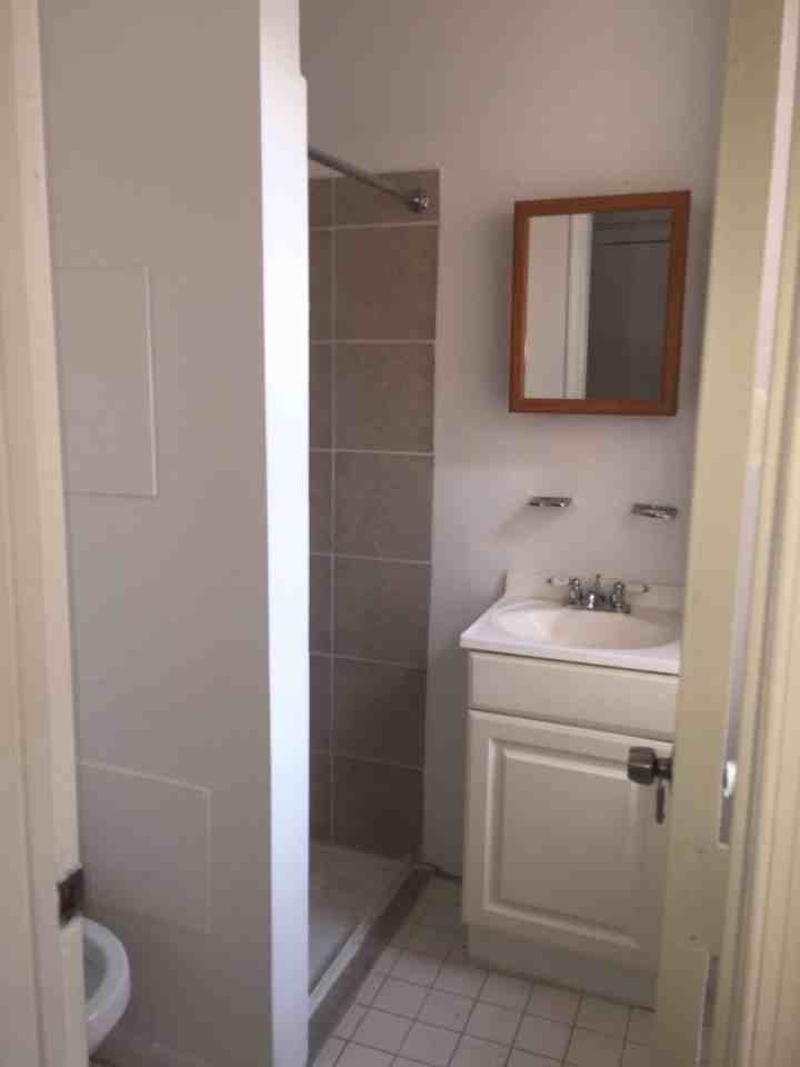 702 N Tatnall Street - Photo 3 of 16