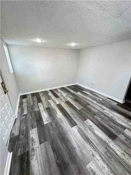 1131 Se 36th St #D - Photo 2 of 6