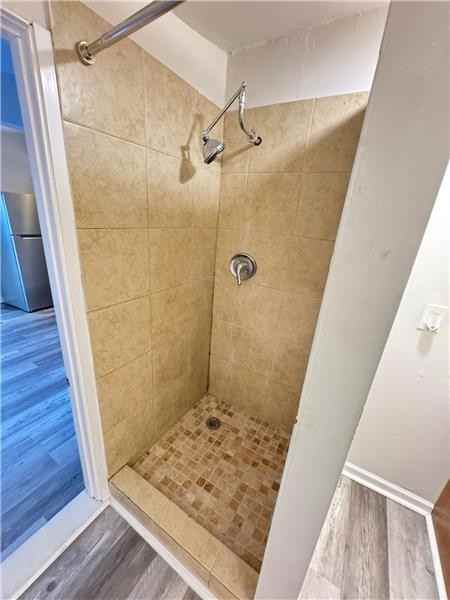 1131 Se 36th St #D - Photo 5 of 6