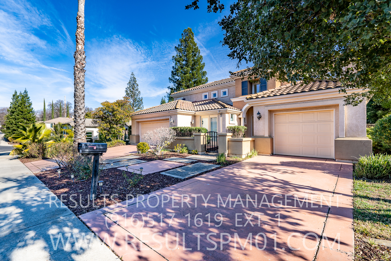 1204 San Simeon Dr - Photo 3 of 40