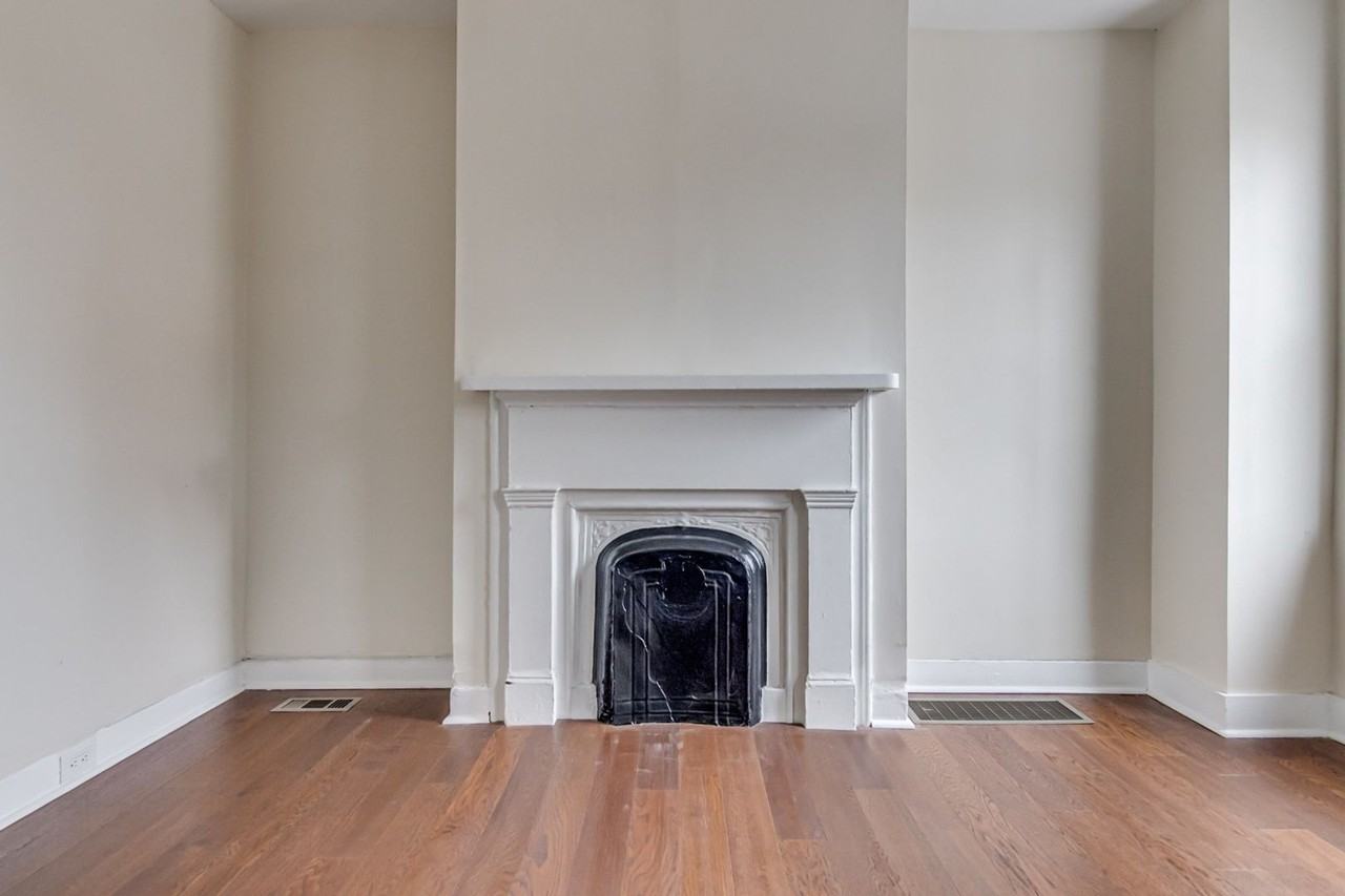 152 Almond Way - Photo 2 of 20