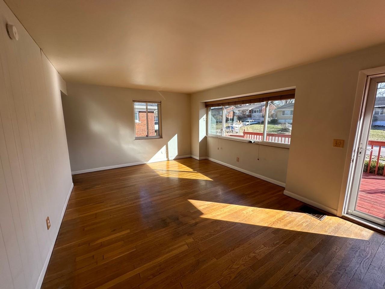 3334 Stevie Ln - Photo 3 of 15