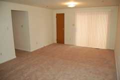 WW2120C - Photo 1 of 1