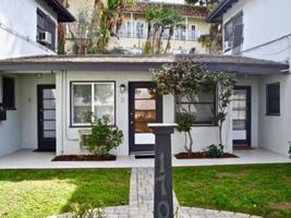 featured image of 1700 Griffith Park Blvd