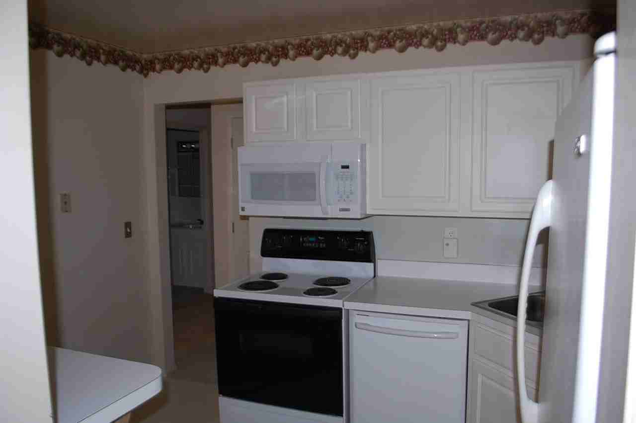 110 Seevue Ct #C - Photo 6 of 12