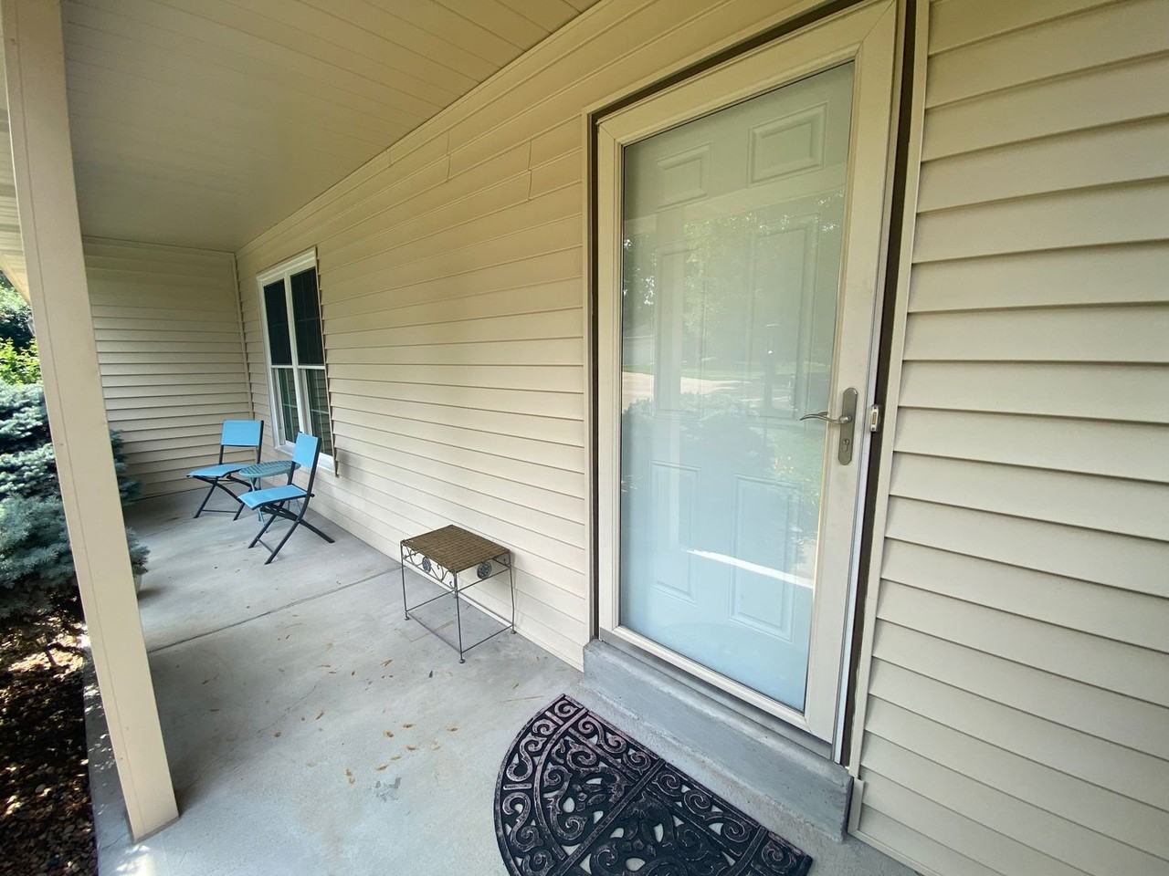 15611 Highcroft Dr - Photo 3 of 23