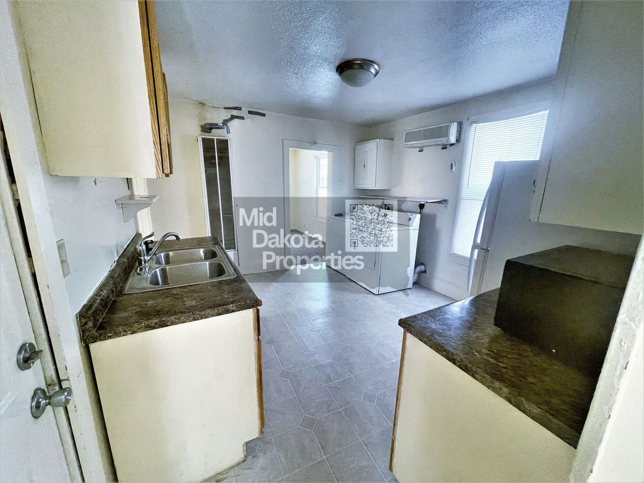 512 S Duff St - Photo 4 of 10