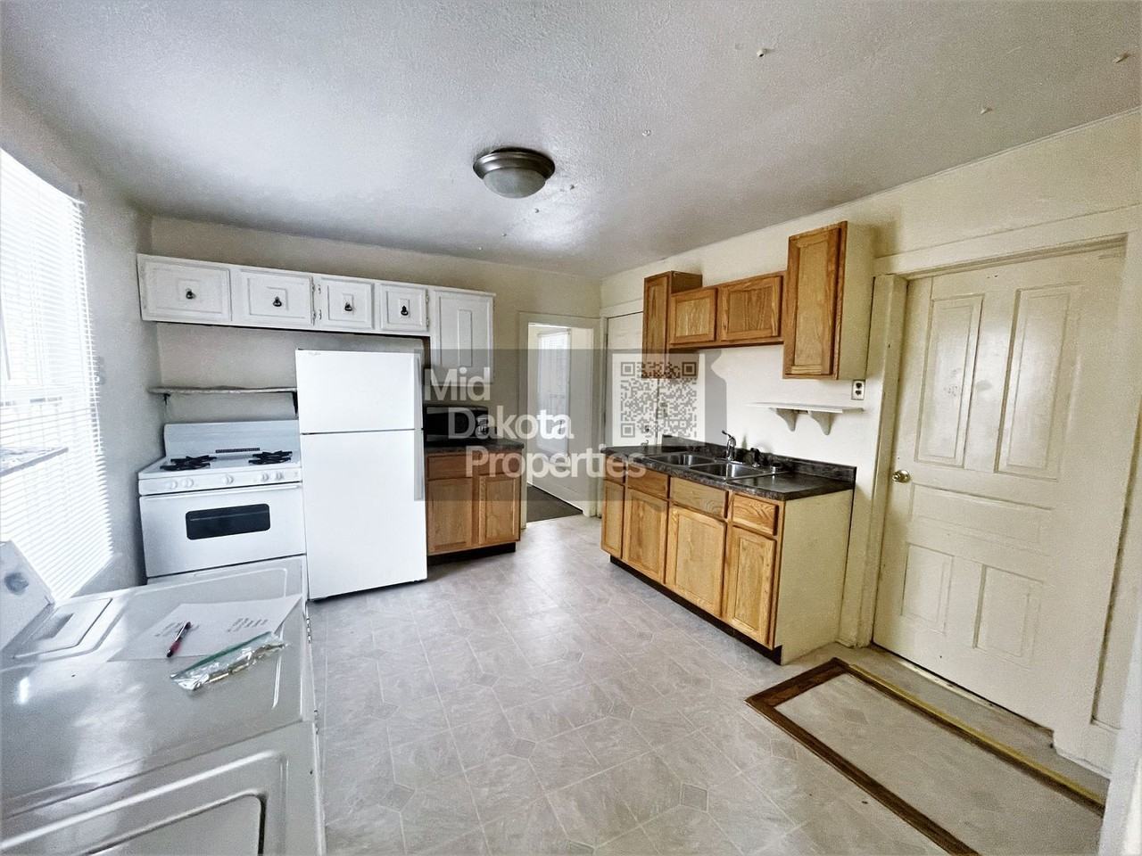 512 S Duff St - Photo 5 of 10