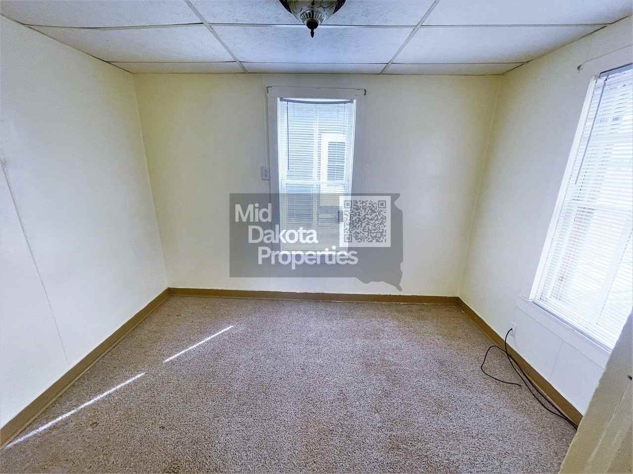 512 S Duff St - Photo 6 of 10