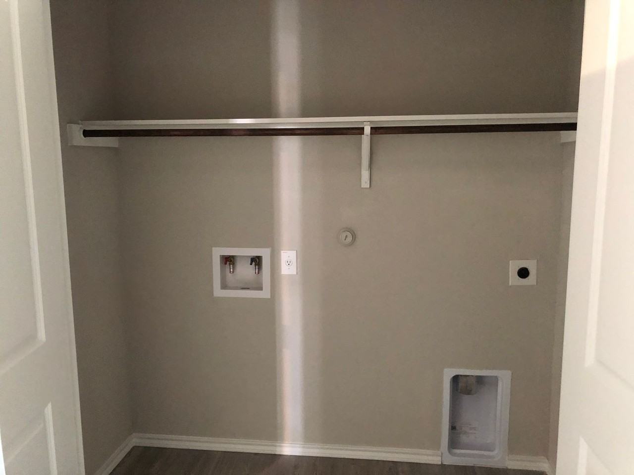 13431-Ashworth Blvd - Photo 2 of 21