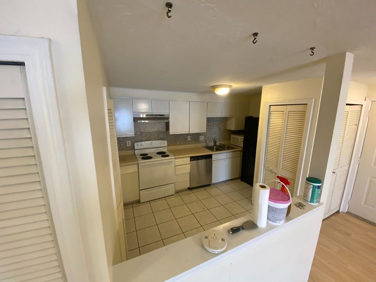 11 Gibbs St - Photo 2 of 21