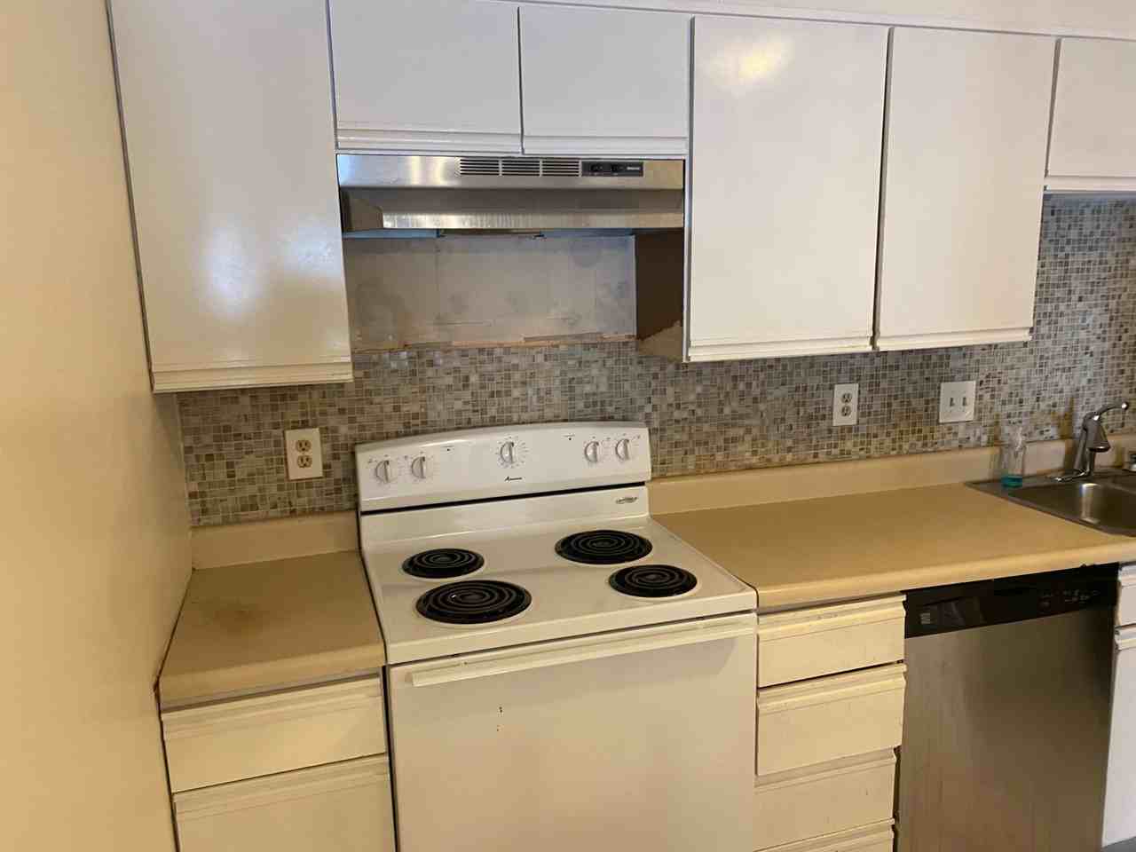 11 Gibbs St - Photo 4 of 21