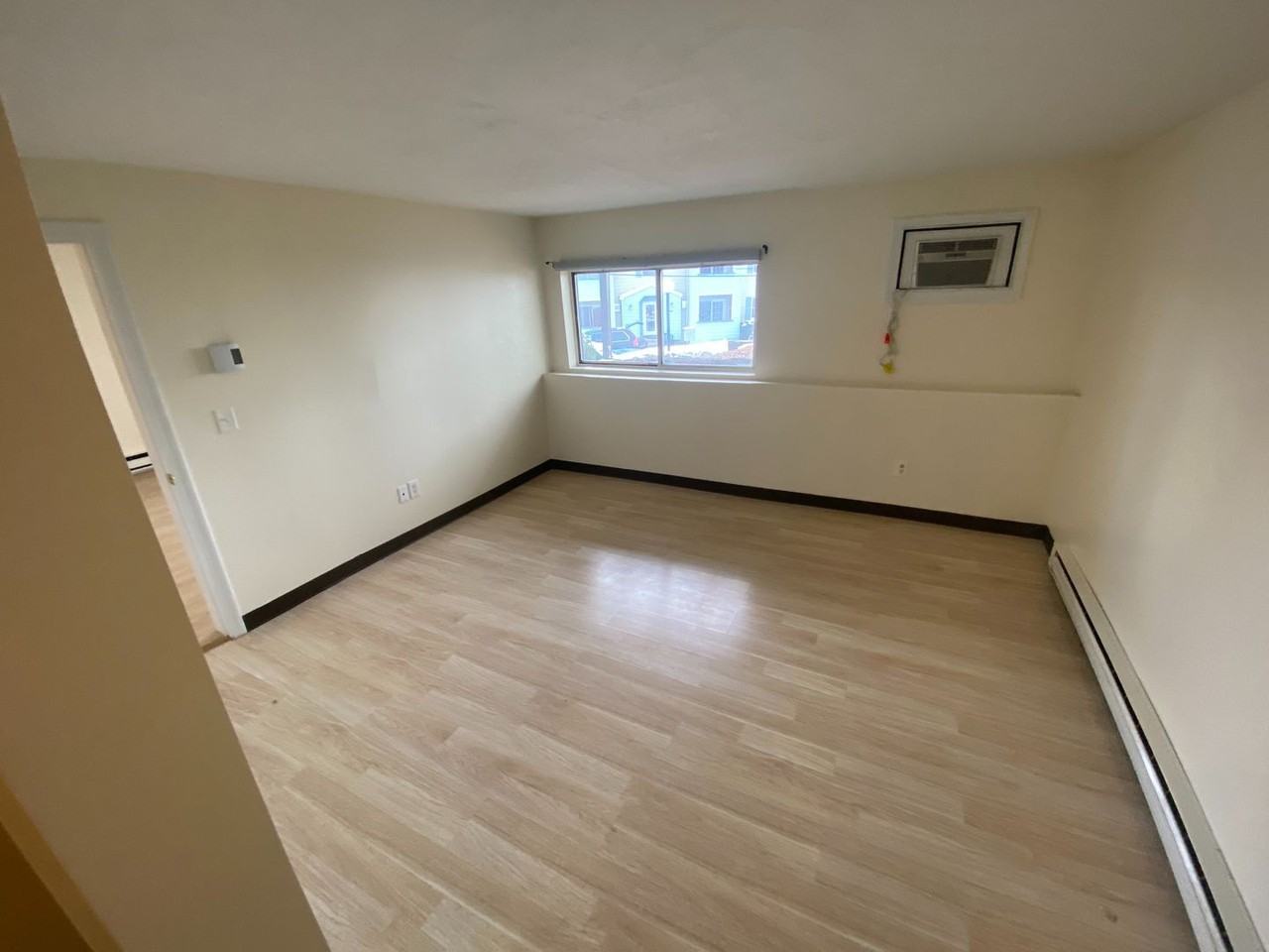 11 Gibbs St - Photo 7 of 21
