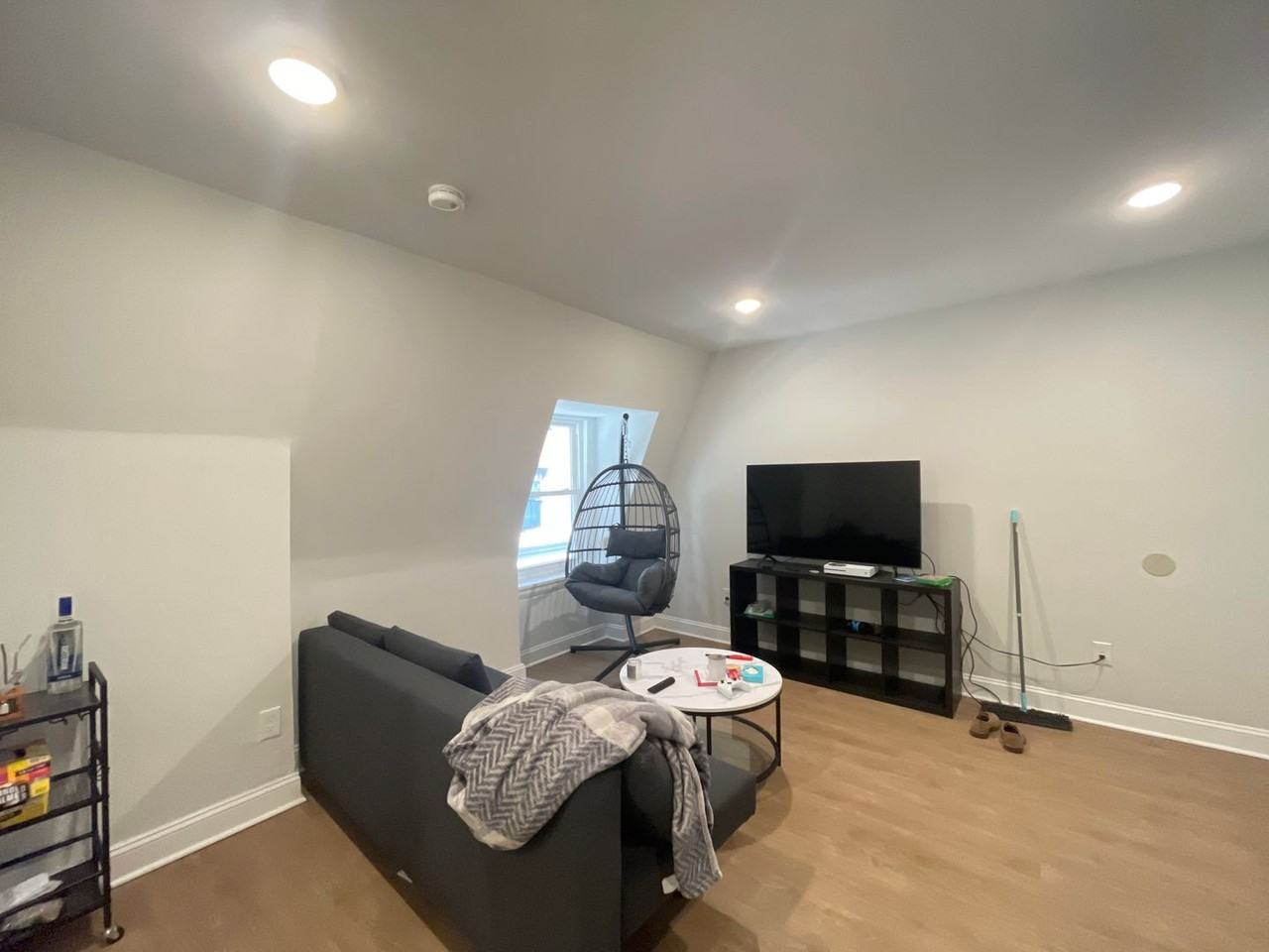 1322 Locust Street - GRNZ XI - Photo 5 of 21