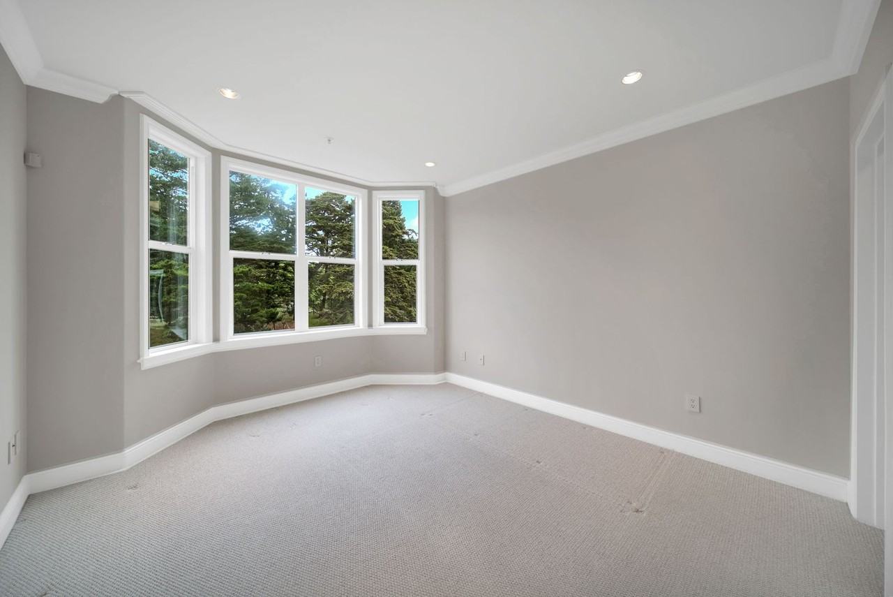 1545 Lincoln Way #03 - Photo 5 of 24
