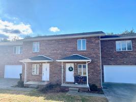 featured image of 135 Meredith Cir #15