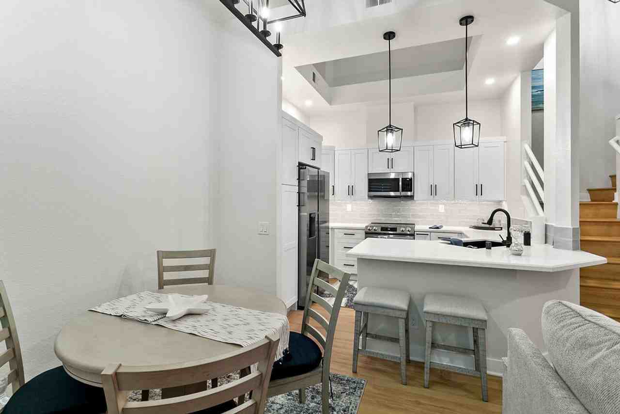 8 Coral Rdg - Photo 7 of 31