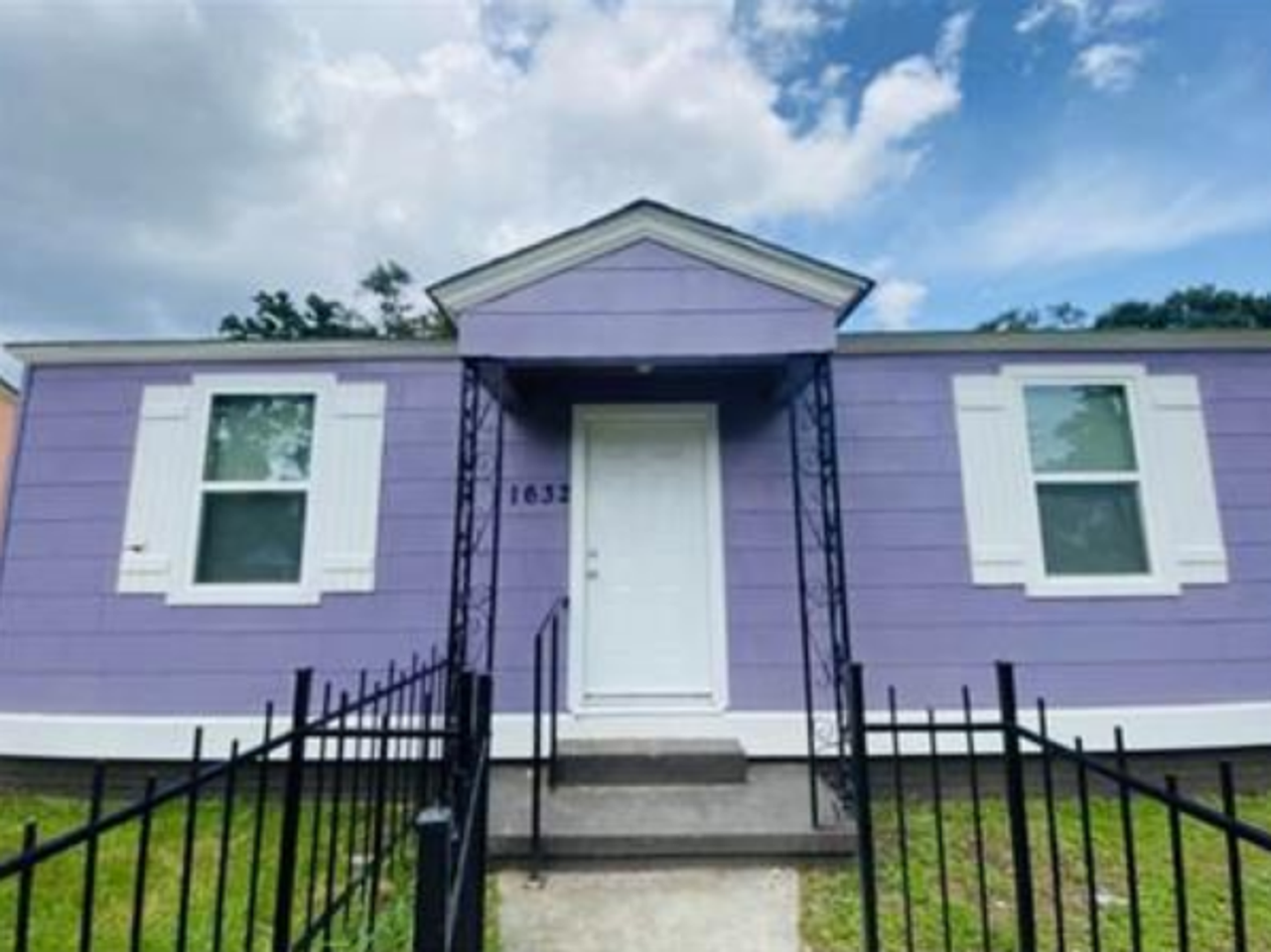 1632 N 15th St - Photo 2 of 8