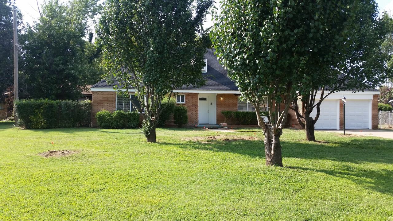 1711 W Marshall St - Photo 2 of 38