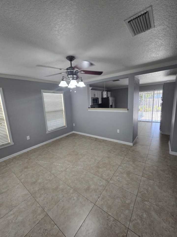 5207 Mango Fruit St - Photo 6 of 39