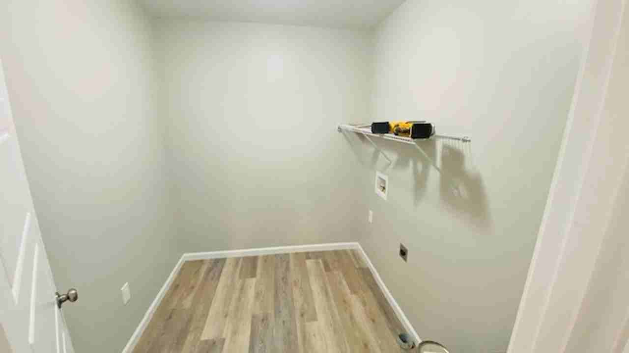 227 County Road 464 - Photo 5 of 14