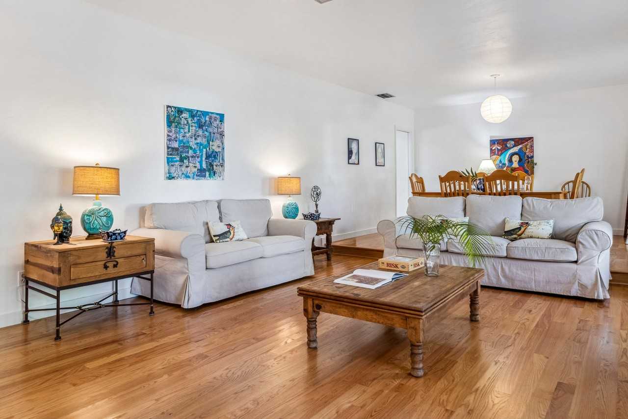 10130 Sw 70th Ave #1044547P - Photo 4 of 50