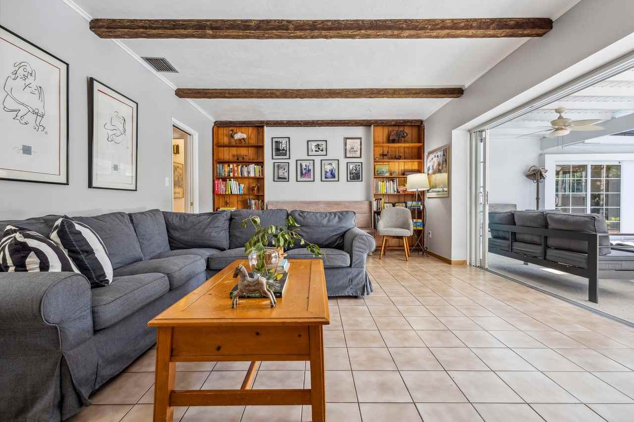 10130 Sw 70th Ave #1044547P - Photo 7 of 50