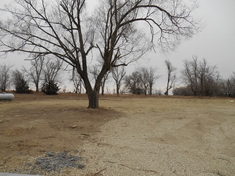 1915 2650 Ave - Photo 3 of 26