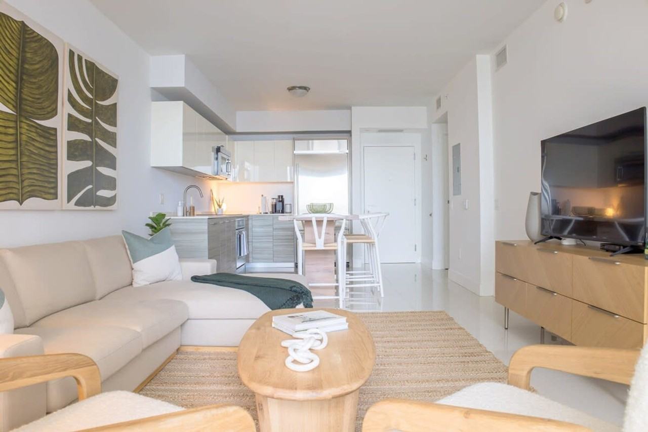 1300 Brickell Bay Dr #1044506P - Photo 2 of 12