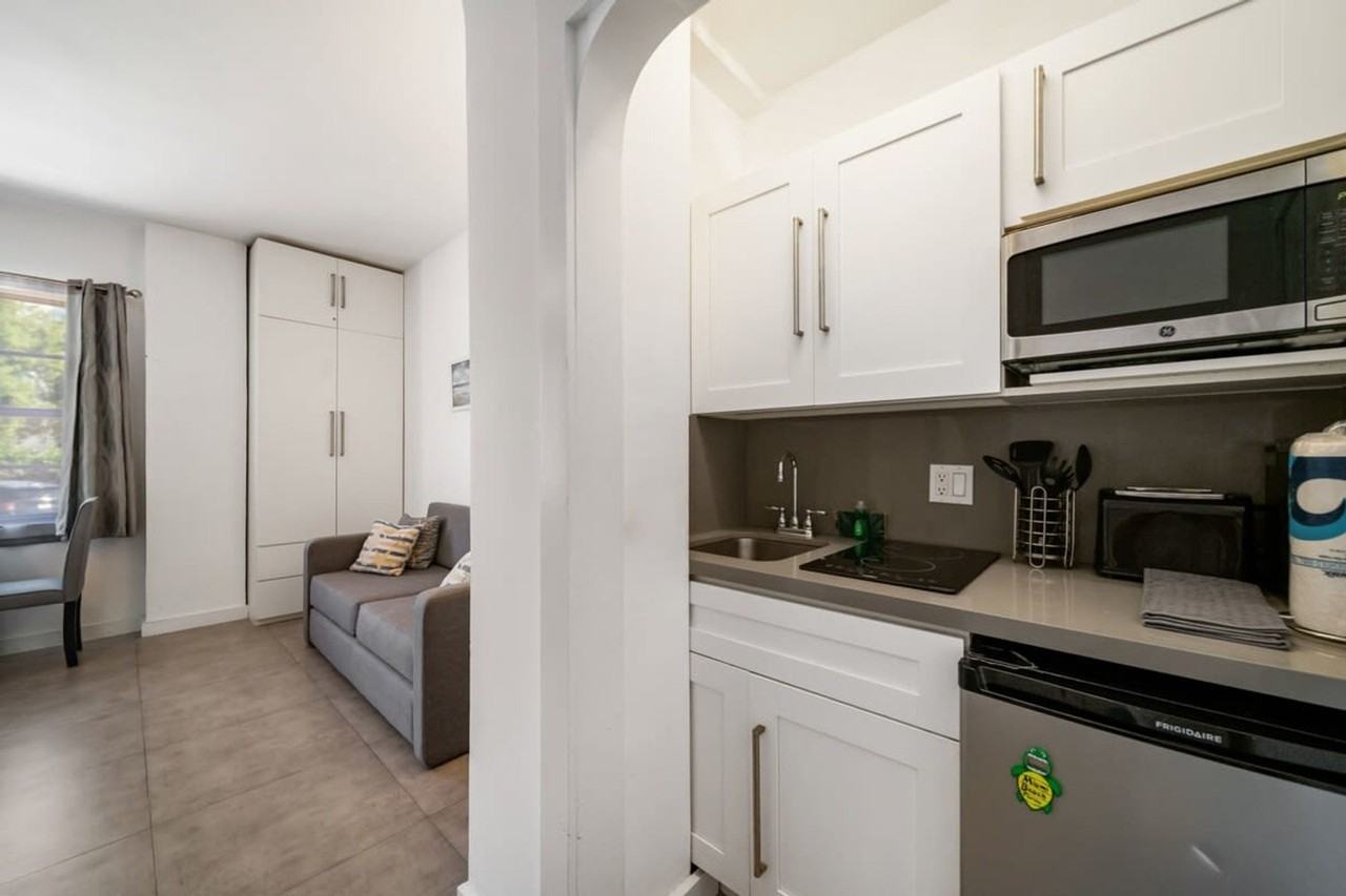 7300 Ocean Ter #1044507P - Photo 4 of 11