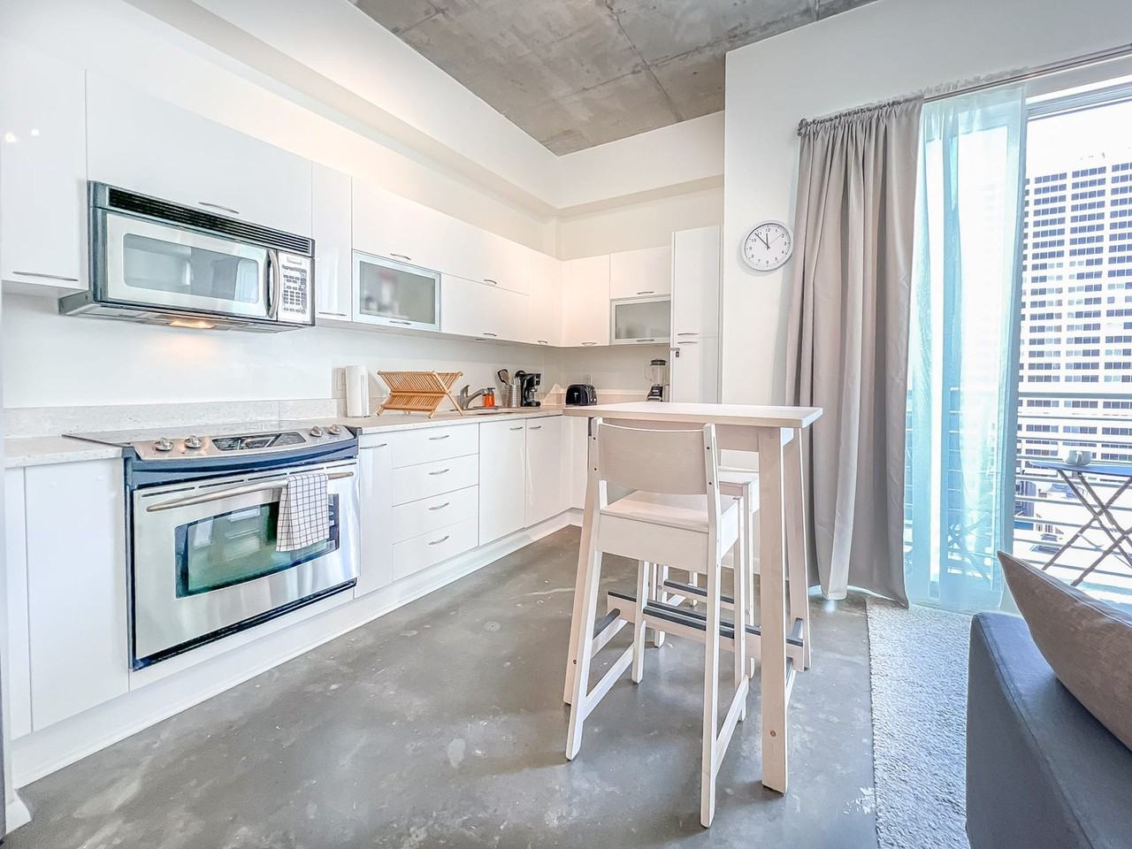 133 Ne 2nd Ave #1044536P - Photo 7 of 19