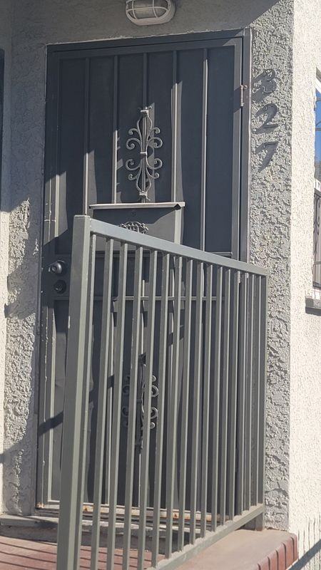327 E 14th St - Photo 2 of 20