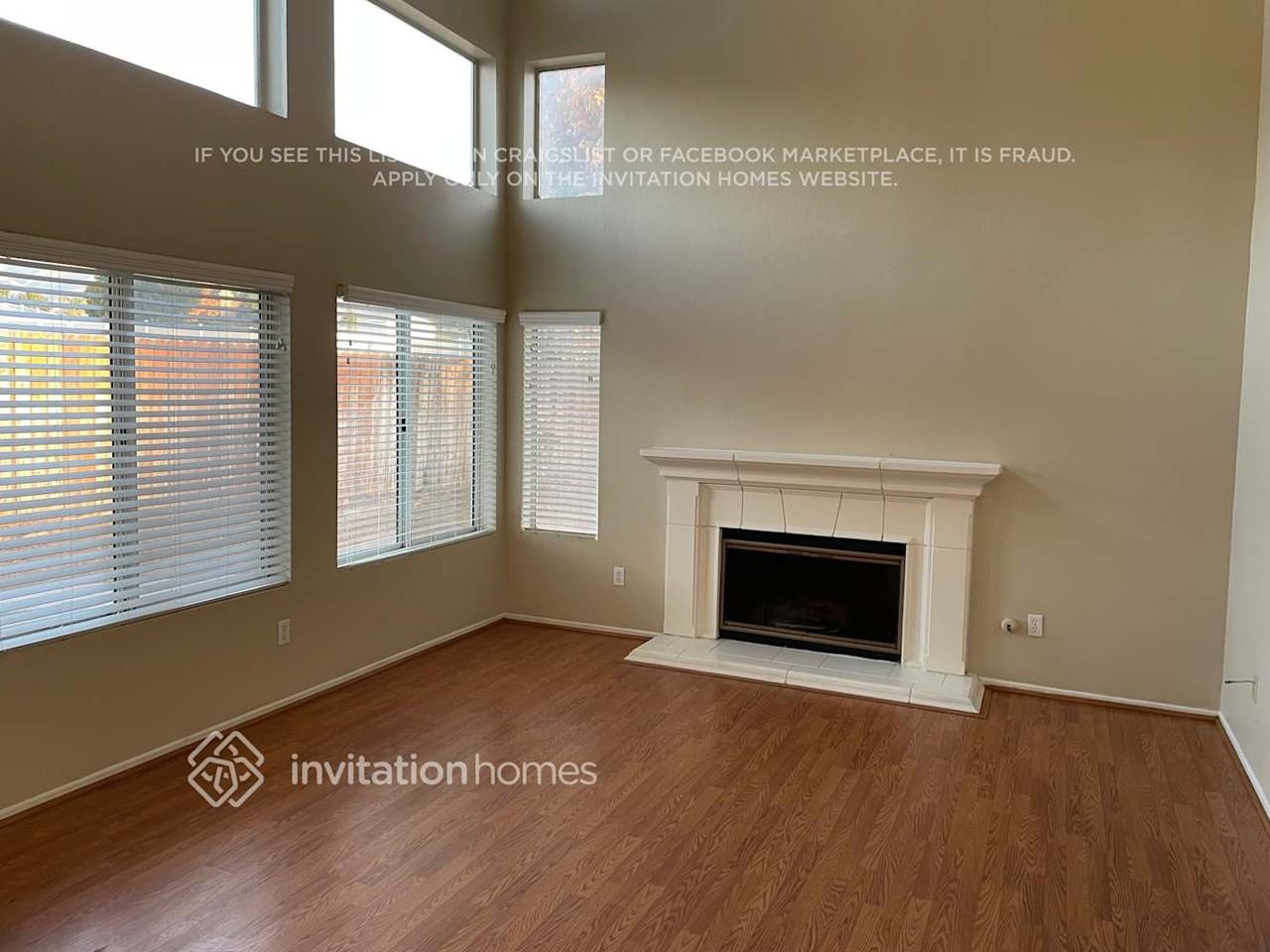 28214 Kane Ct - Photo 3 of 11