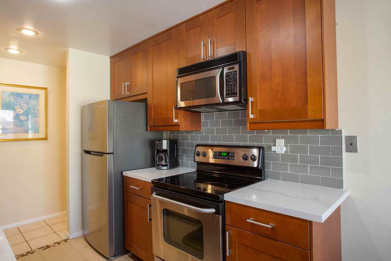 4011 Lamont Street #2G - Photo 4 of 22