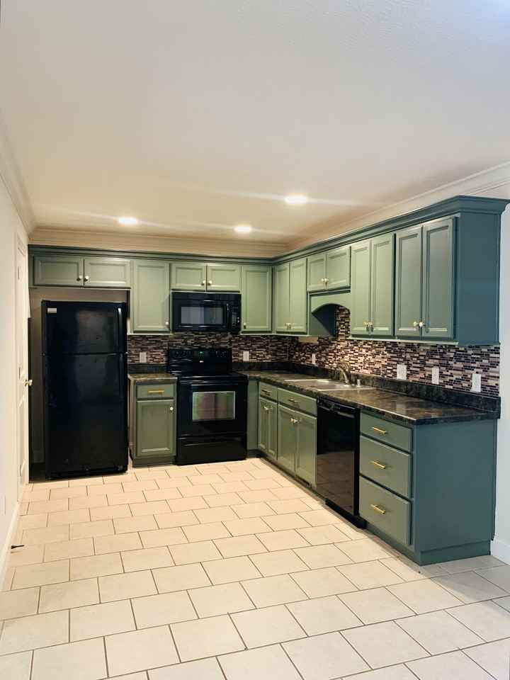 1664 Calgary Way #NA - Photo 5 of 21