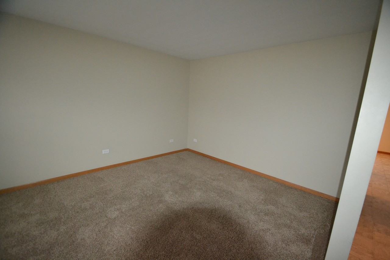 1424 North Ave - Photo 3 of 12
