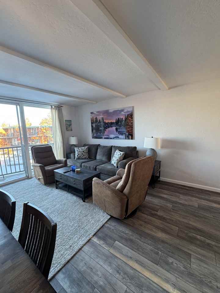 2071 Venice Dr #296 - Photo 3 of 26