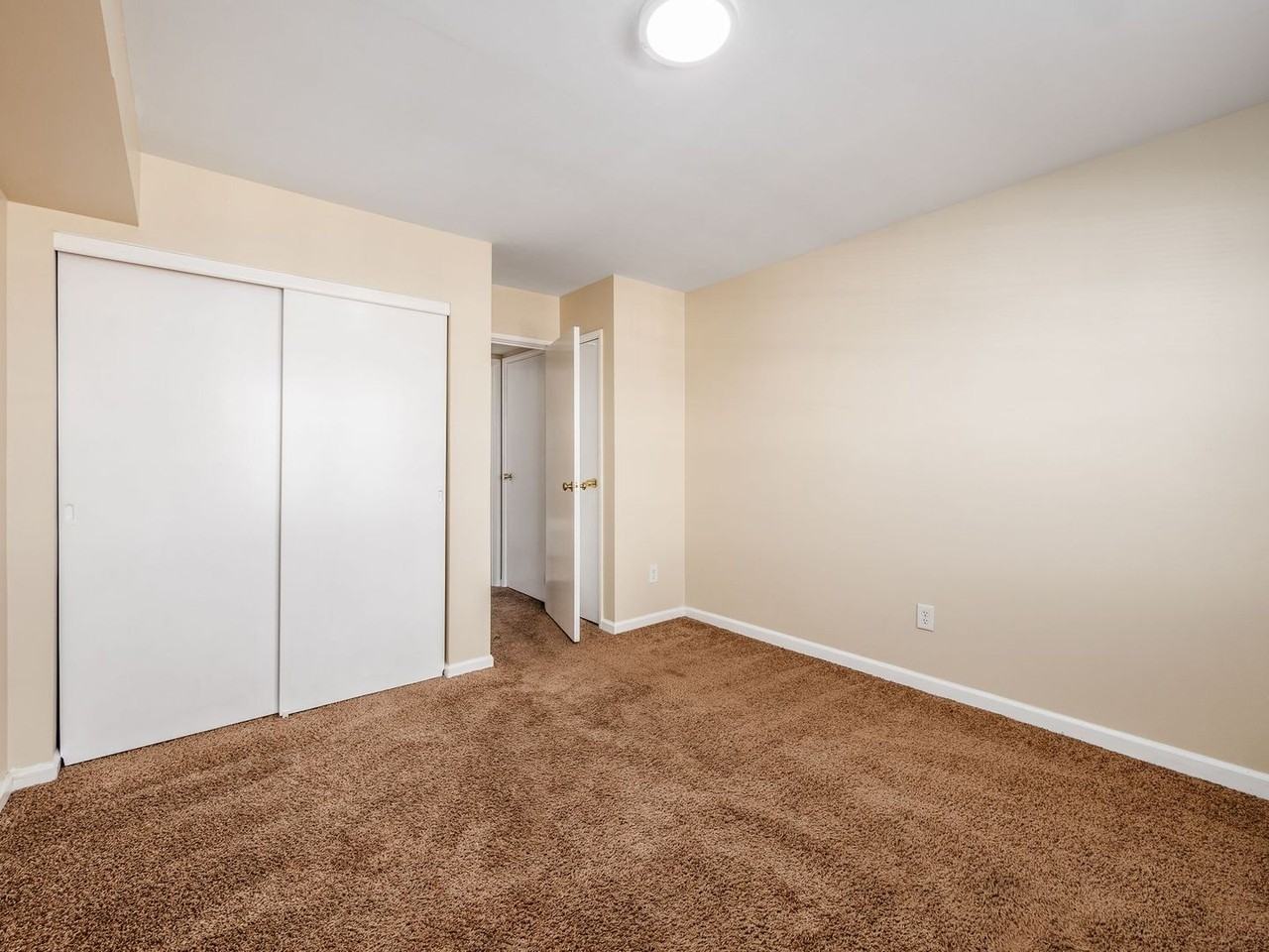 Hilton Arms LLC - Photo 7 of 9