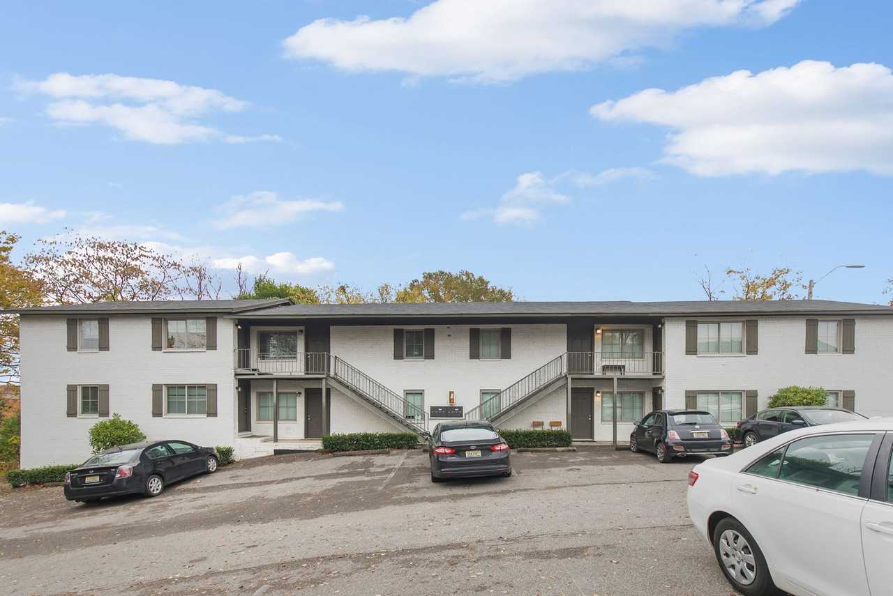 Avondale Point - Photo 5 of 18