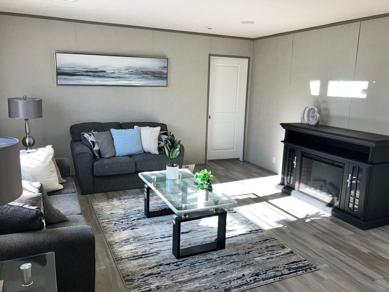 3559 Joycliff Road - Photo 7 of 32