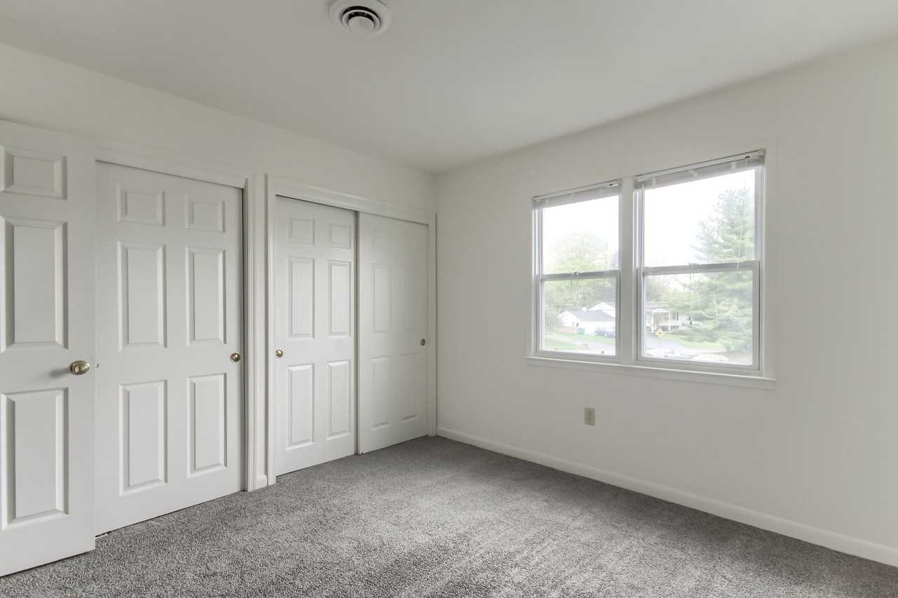 1531 Fishburn Road - Photo 5 of 19