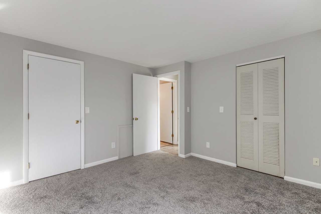 1531 Fishburn Road - Photo 6 of 19