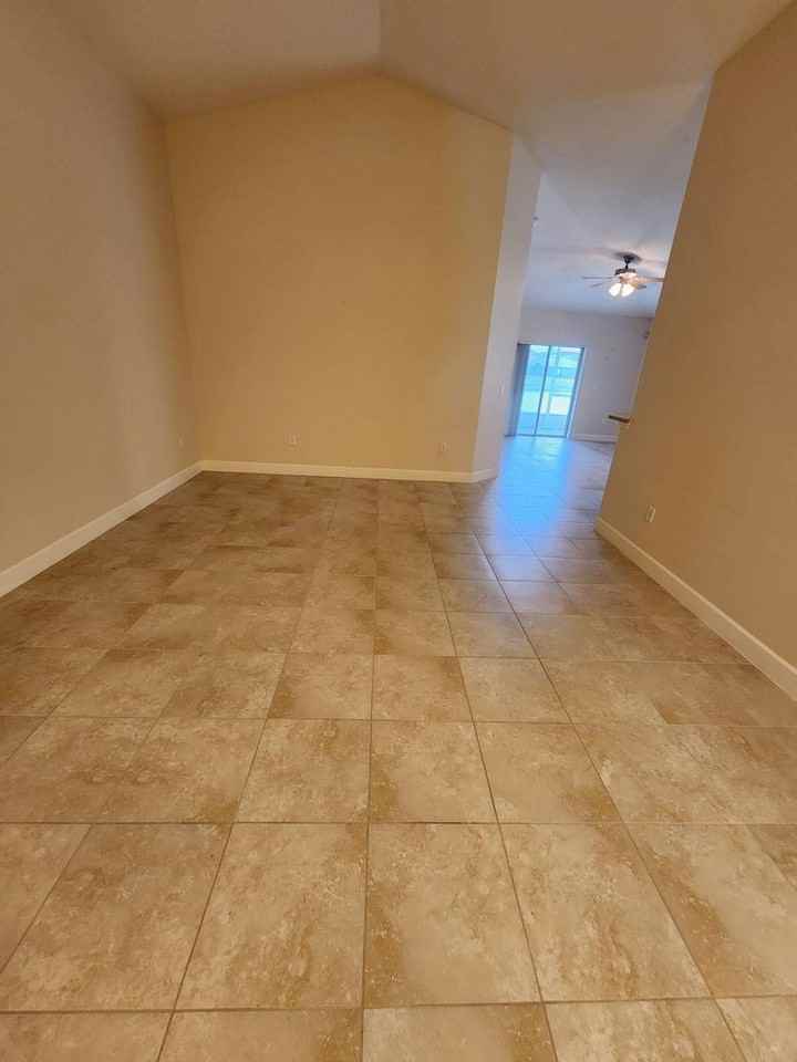 5352 Talbot Blvd - Photo 5 of 39