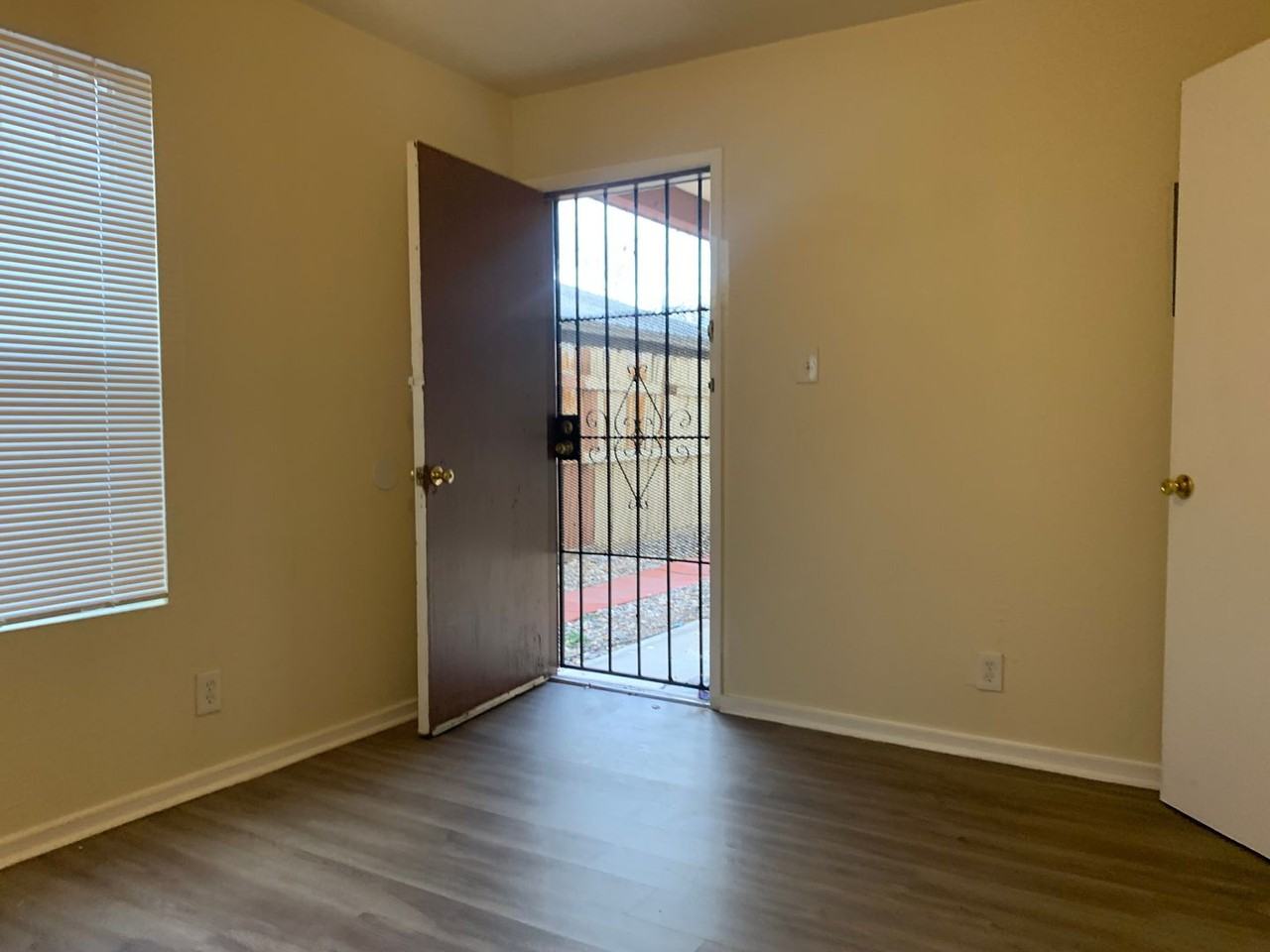 640 Alcazar - Photo 6 of 8