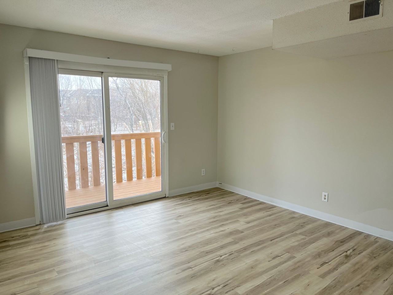 Pine Meadows - Photo 4 of 41