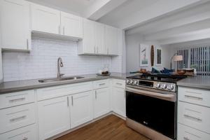 featured image of 94-207 Waipahu St