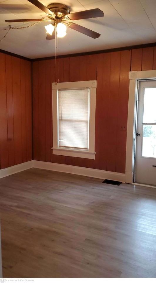 126 Edgar Ave - Photo 3 of 10